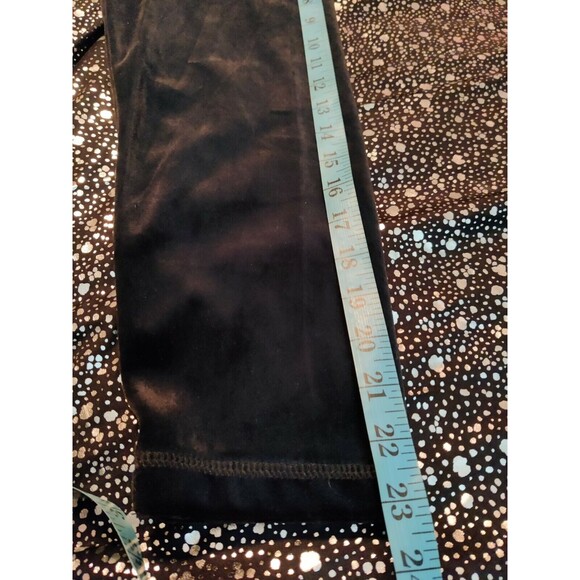 Coldwater Creek Womens Velvet‎ Floral Top Long Sleeve Black/Gray Size Medium - Picture 11 of 11